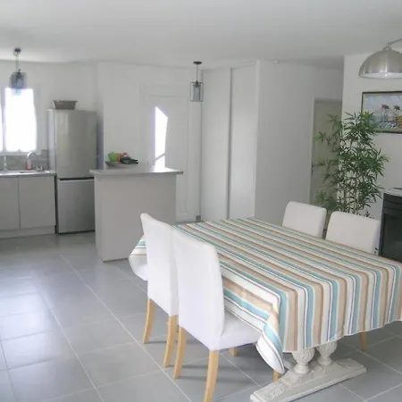 Casa vacanze Maison La Tremblade, 4 Pieces, 6 Personnes - Fr-1-305-1452 La Tremblade